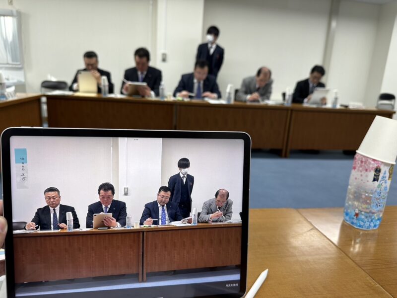 1月３０日～３１日と福島県議会、埼玉県議会に訪問し、議会でのペーパーレスに関する調査を行いました。